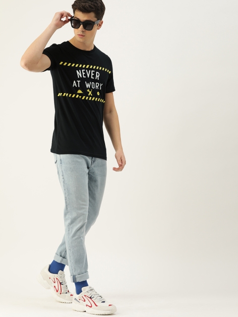 

SINGLE Men Black Printed Slim Fit Round Neck Pure Cotton T-shirt