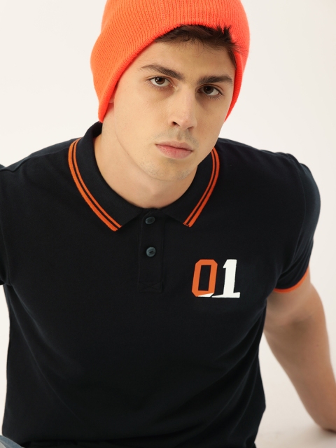 

SINGLE Men Black Solid Slim Fit Polo Collar T-shirt