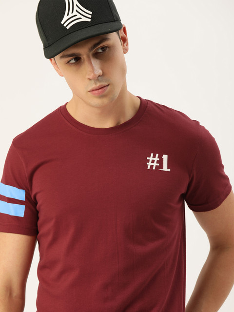

SINGLE Men Maroon Solid Slim Fit Round Neck T-shirt