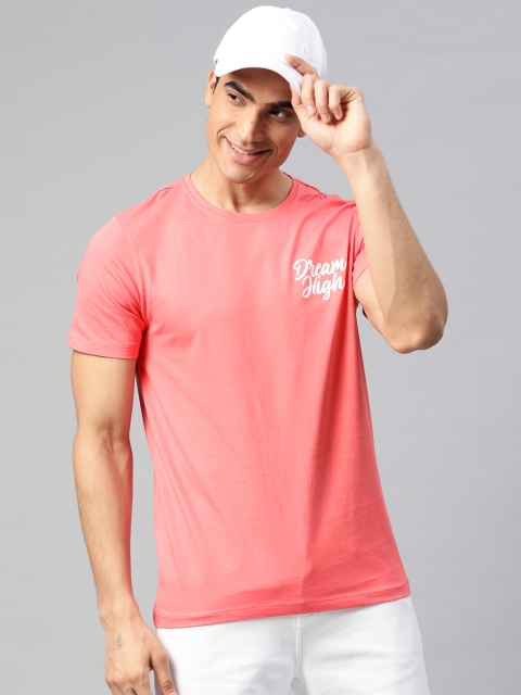 

Mast & Harbour Men Coral Pink Solid Round Neck T-shirt