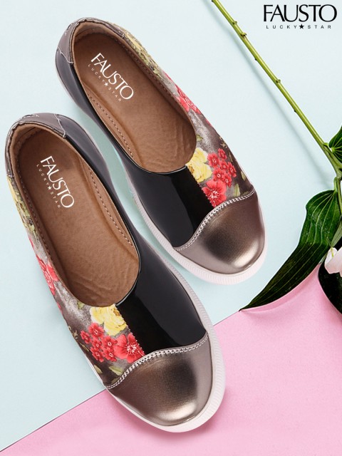 

FAUSTO Women Black Printed Slip-On Sneakers