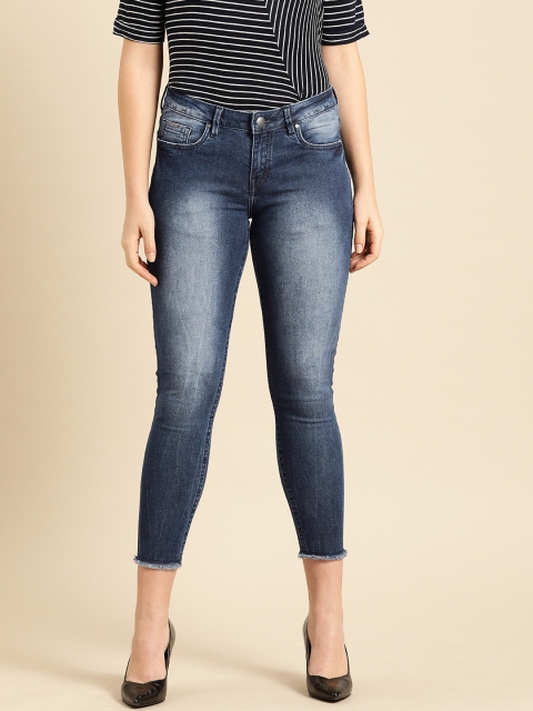 

Ms.Taken Women Blue Regular Fit Mid-Rise Clean Look Stretchable Cropped Jeans