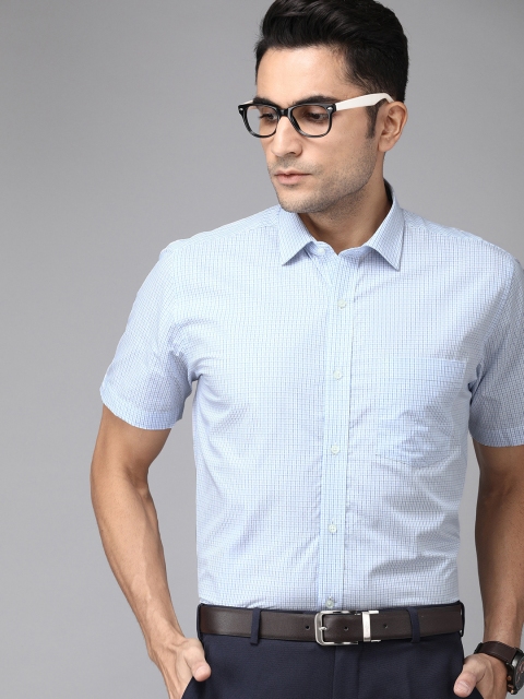 

Park Avenue Men Blue & White Regular Fit Checked Formal Shirt