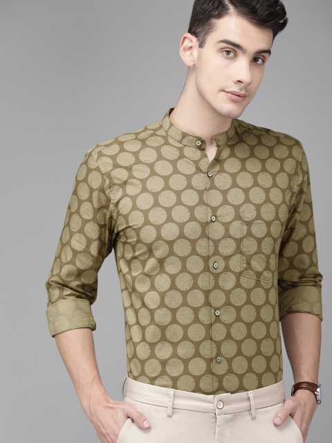 

Park Avenue Men Beige & Brown Slim Fit Printed Smart Casual Shirt