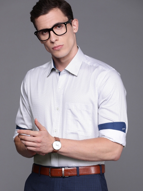 

Raymond Men White & Blue Contemporary Fit Printed Formal Shirt