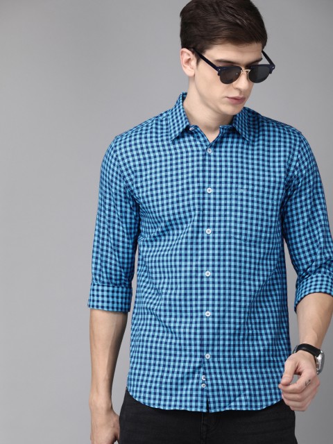 

Park Avenue Men Blue Slim Fit Checked Casual Shirt