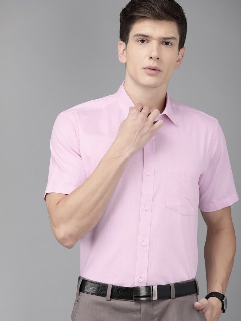

Park Avenue Men Pink Checked Regular Fit Formal Shirt