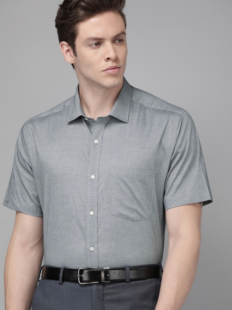

Park Avenue Men Grey Regular Fit Solid Formal Shirt