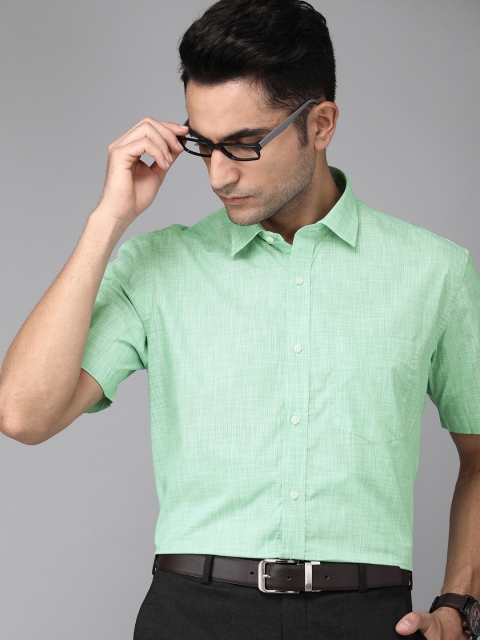 

Park Avenue Men Green Regular Fit Solid Formal Shirt