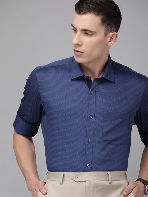

Park Avenue Men Blue & White Regular Fit Printed Party Shirt