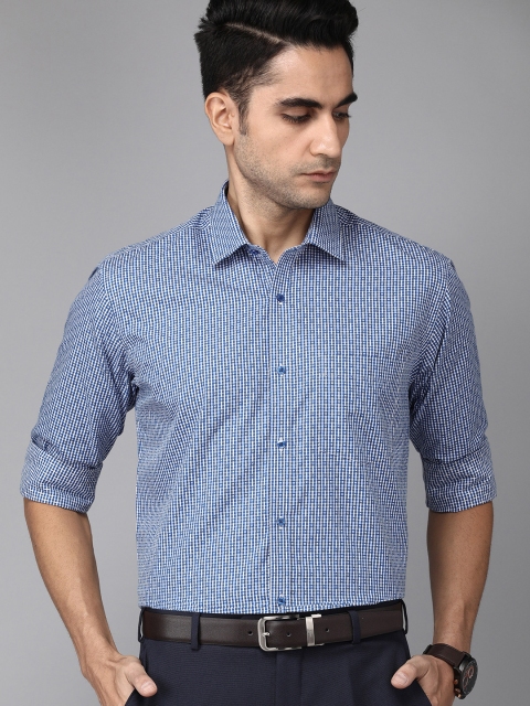 

Park Avenue Men Blue & White Slim Fit Checked Formal Shirt