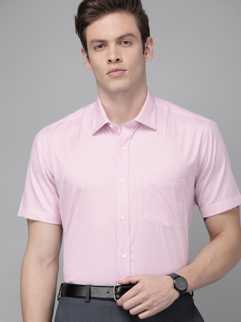 

Park Avenue Men White & Pink Regular Fit Self Design Formal Shirt
