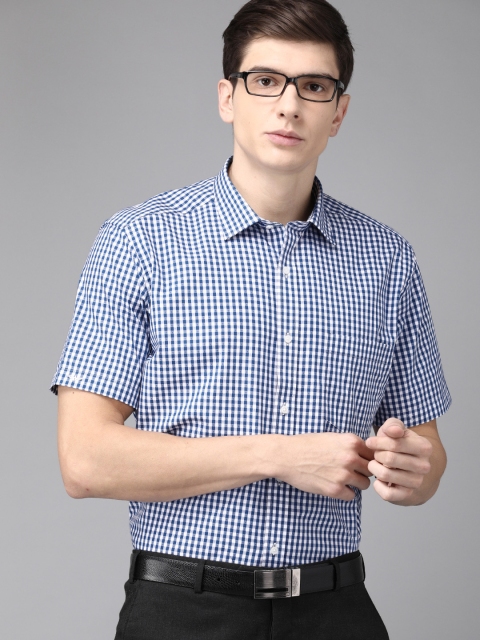 

Park Avenue Men Navy Blue & White Regular Fit Checked Formal Shirt