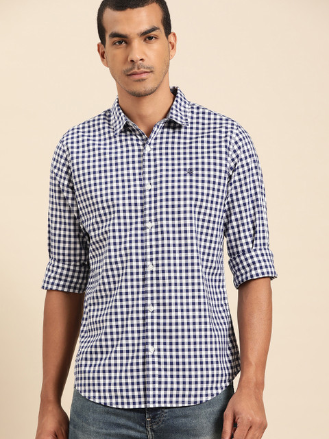 

United Colors of Benetton Men Navy Blue & White Slim Fit Checked Casual Shirt
