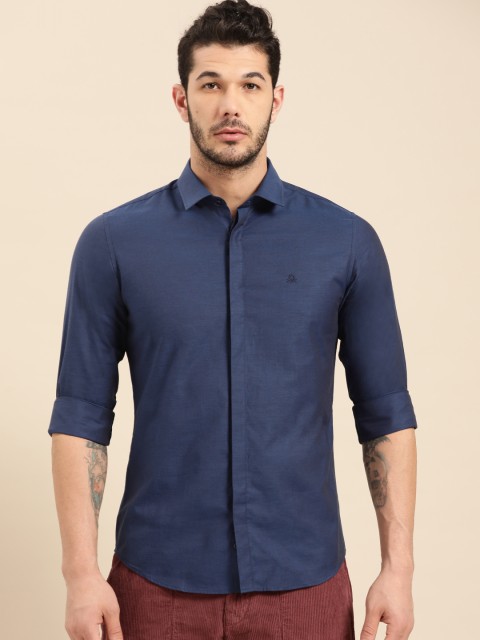 

United Colors of Benetton Men Navy Blue Oxford Weave Slim Fit Solid Casual Shirt