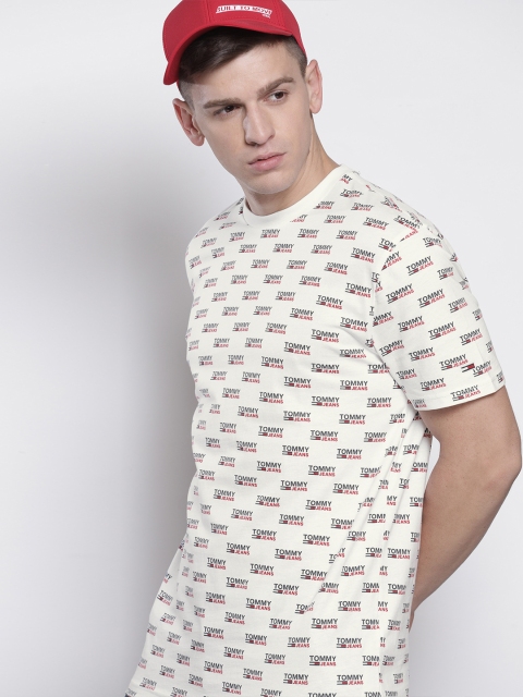 

Tommy Hilfiger Men White Red Printed Round Neck Pure Cotton T-shirt