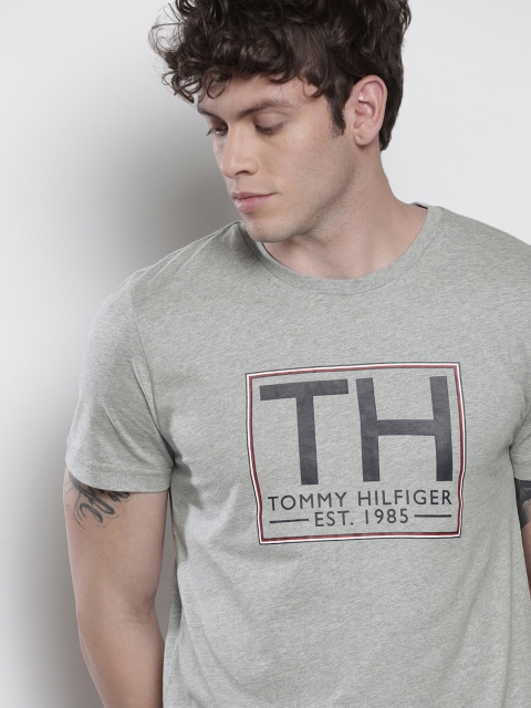 

Tommy Hilfiger Men Grey Melange Printed Round Neck T-shirt