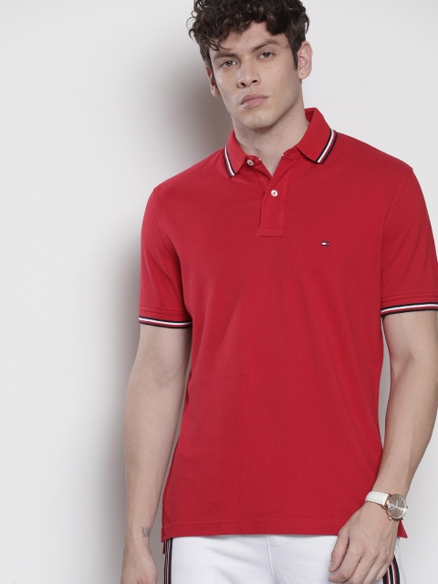 

Tommy Hilfiger Men Red Regular Fit Solid Polo Collar T-shirt