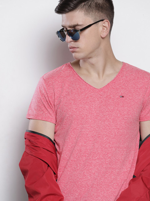 

Tommy Hilfiger Men Pink Slim Fit Solid V-Neck T-shirt