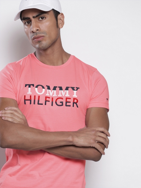 

Tommy Hilfiger Men Pink Printed Round Neck Pure Cotton T-shirt