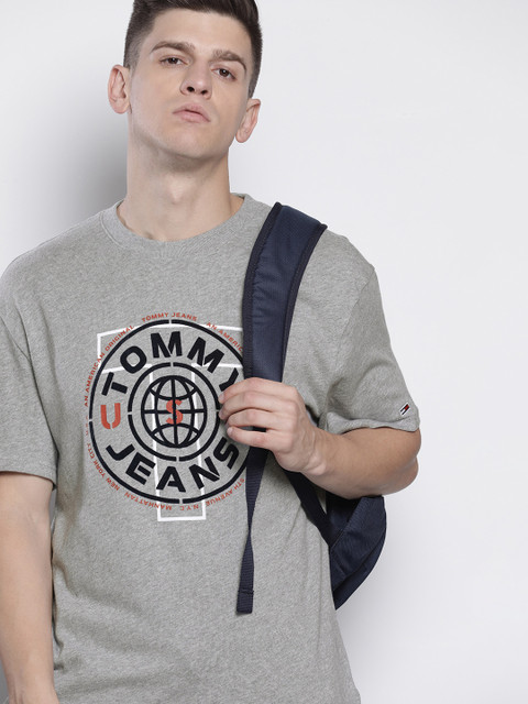 

Tommy Hilfiger Men Grey Printed Round Neck Pure Cotton T-shirt