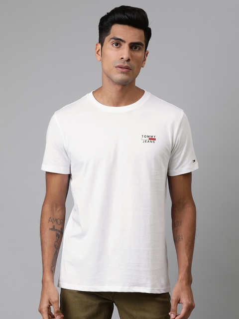 

Tommy Hilfiger Men White Solid Slim Fit Round Neck T-shirt