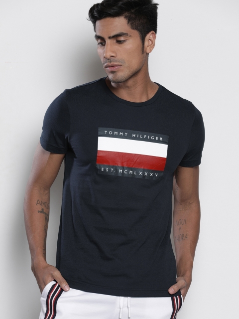 

Tommy Hilfiger Men Navy Blue Printed Round Neck T-shirt