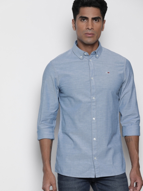 

Tommy Hilfiger Men Blue Slim Fit Solid Casual Shirt