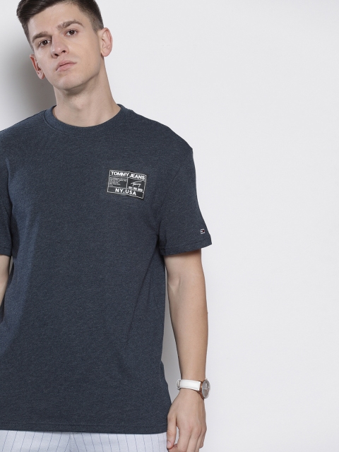

Tommy Hilfiger Men Navy Blue Solid Round Neck T-shirt