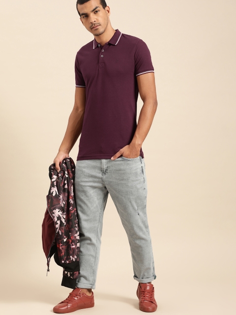 

United Colors of Benetton Men Burgundy Solid Polo Collar T-shirt