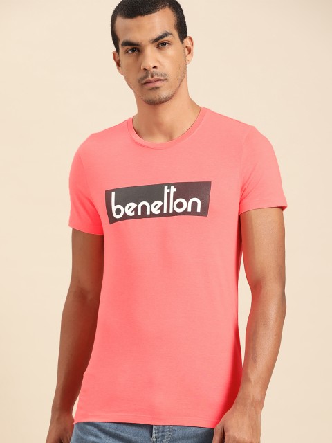 

United Colors of Benetton Men Neon Pink & Black Printed Round Neck T-shirt