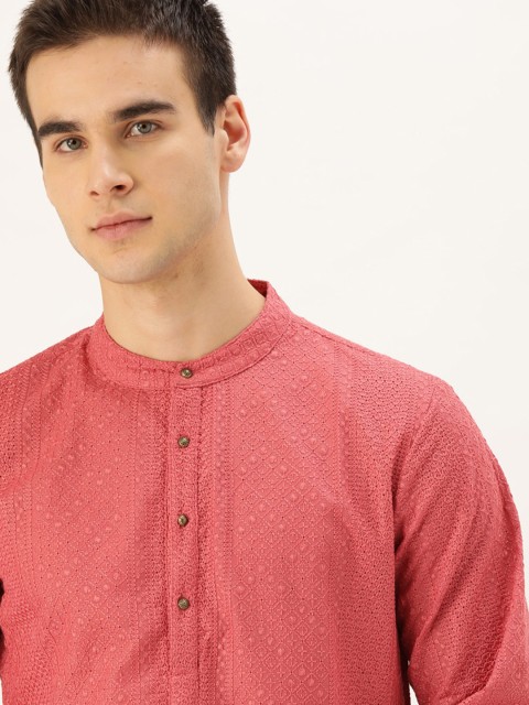 

House of Pataudi Men Coral Pink Chikankari Embroidered Straight Kurta