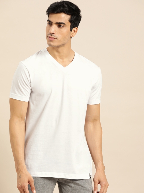 

Jockey Men White Solid V-Neck T-shirt
