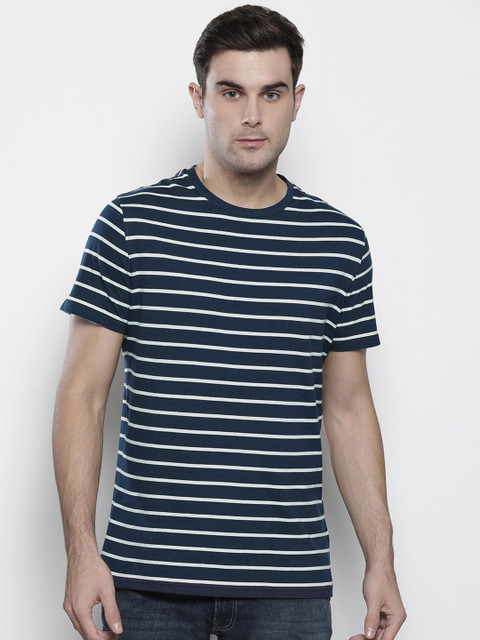 

Marks & Spencer Men Navy Blue & White Striped Round Neck T-shirt