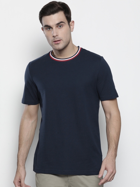 

Marks Spencer Men Navy Blue Solid Round Neck Pure Cotton T-shirt