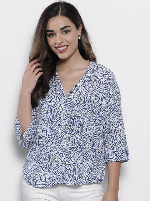 

Marks & Spencer Women White & Blue Regular Fit Printed Casual Shirt