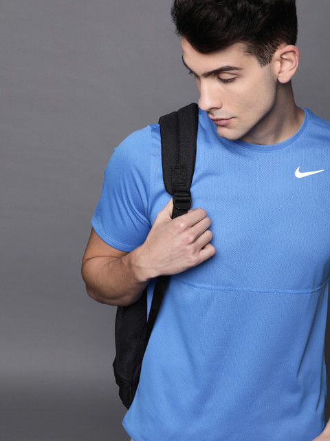 

Nike Men Blue Solid BREATHE Round Neck Running T-shirt
