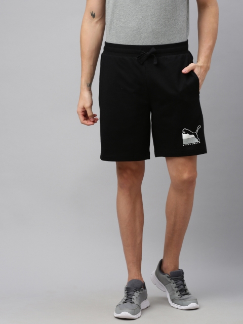 Men Black Solid ATHLETICS Regular Fit Sports Shorts With Printed Detailing