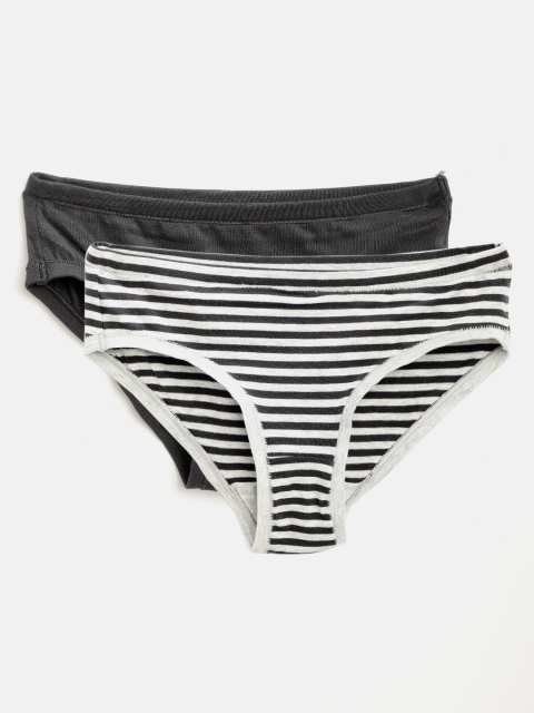 

Marks & Spencer Girls Pack of 2 Basic Briefs T718024F, Black