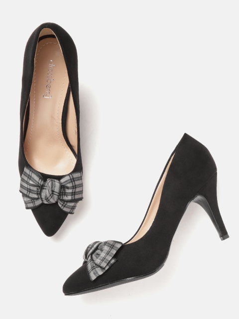 

DressBerry Women Black Solid Pumps with Bow Detail