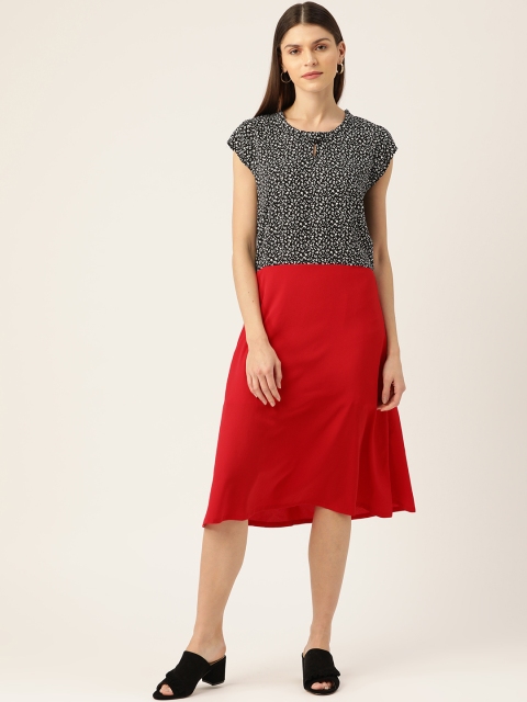 

Rue Collection Women Black & Red Printed A-Line Dress