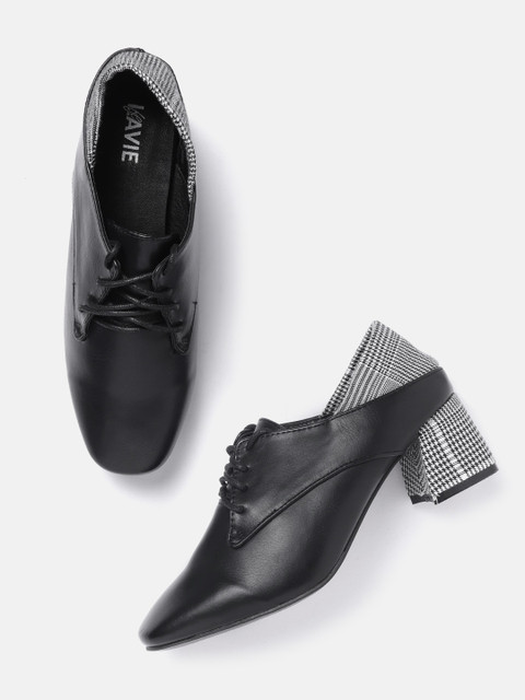 

Lavie Women Black Solid Heeled Derbys