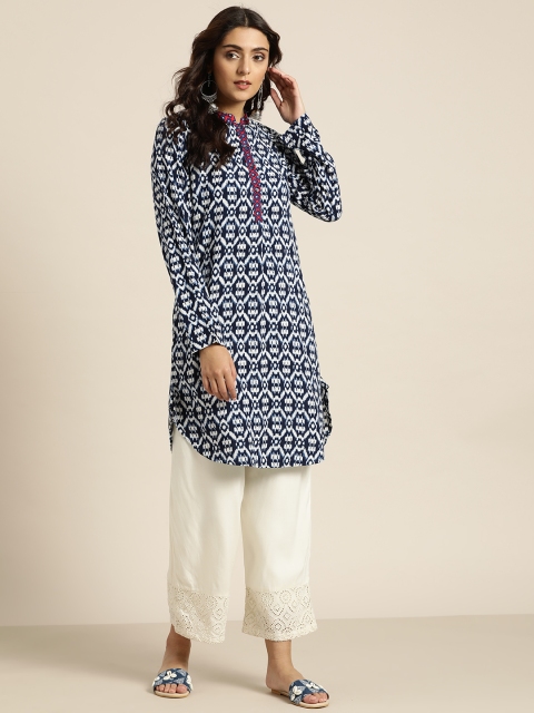 

Moda Rapido Women Navy Blue & White Printed Straight Kurta