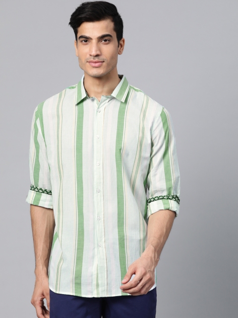 

Sangria Men White & Green Regular Fit Multi-Striped Casual Shirt