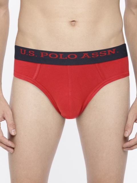 

U.S. Polo Assn. Men Red Solid Briefs X9I005-125-PL