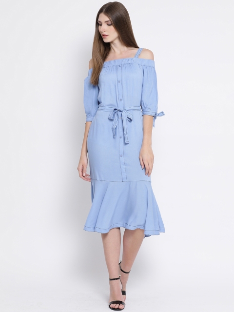 

Oxolloxo Women Blue Solid Fit and Flare Dress