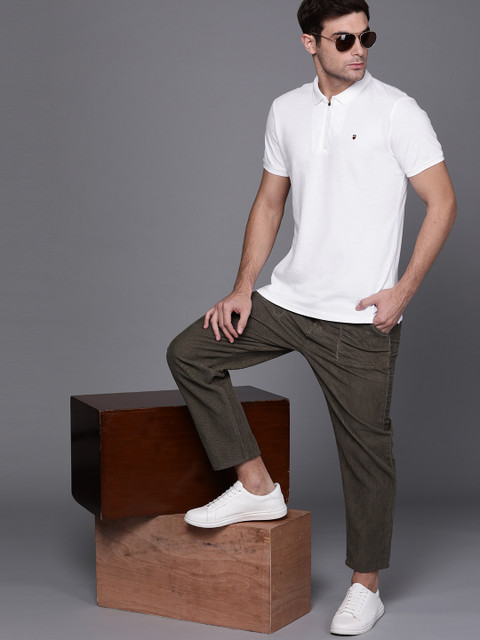 

Louis Philippe Jeans Men White Solid Polo Collar T-shirt