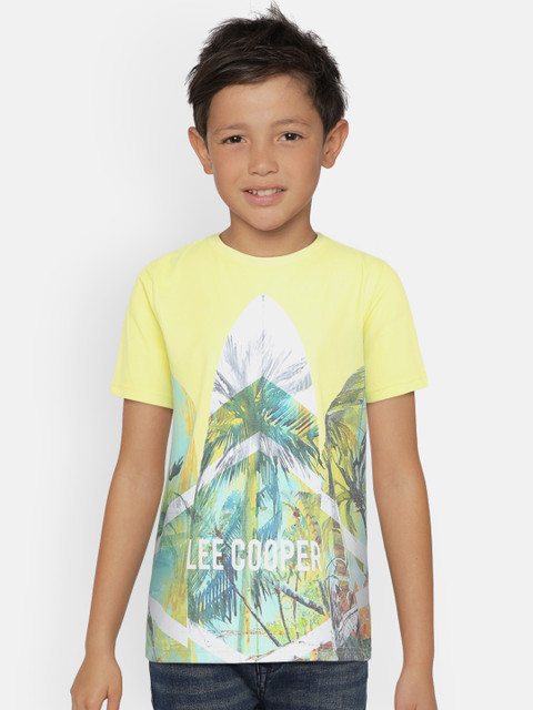 

Lee Cooper Boys Yellow Printed Round Neck Pure Cotton T-shirt