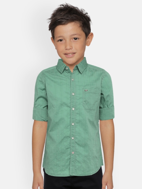 

Lee Cooper Boys Green Slim Fit Striped Casual Shirt