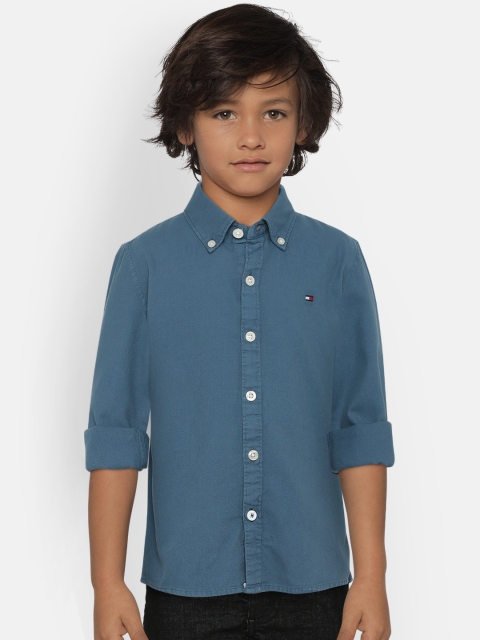 

Tommy Hilfiger Boys Blue Regular Fit Self Design Casual Shirt